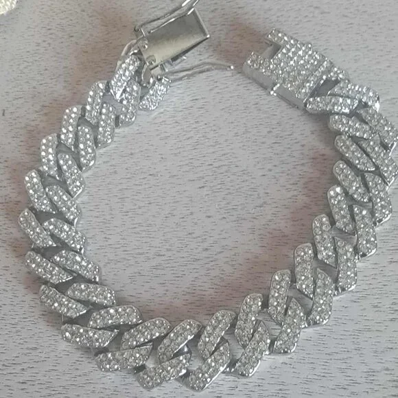 Unisex Stainless-Steel Necklace and Bracelet Set - Picture 2 of 5